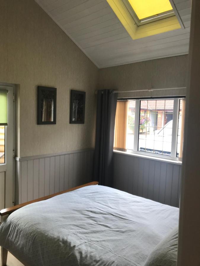 The Annex Apartment Is On Cheddar Bridge Apartments Eksteriør bilde